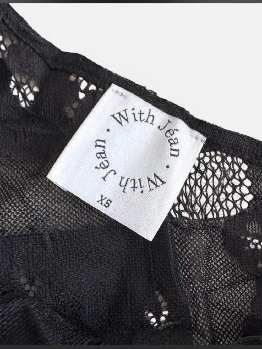 With Jean Lace Set - Picture 6 of 7